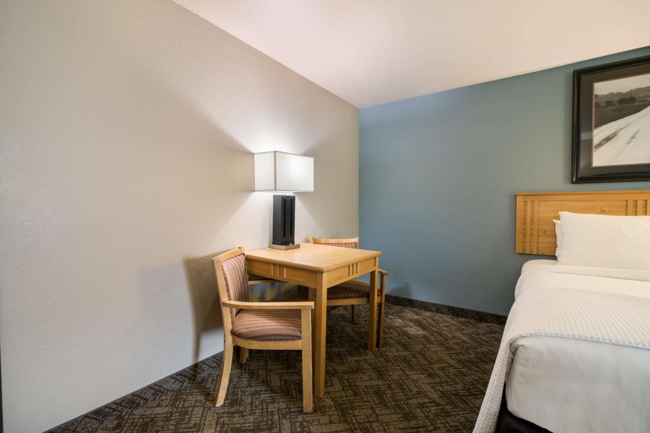 Best Western Golden Spike Inn & Suites Hill City Kültér fotó