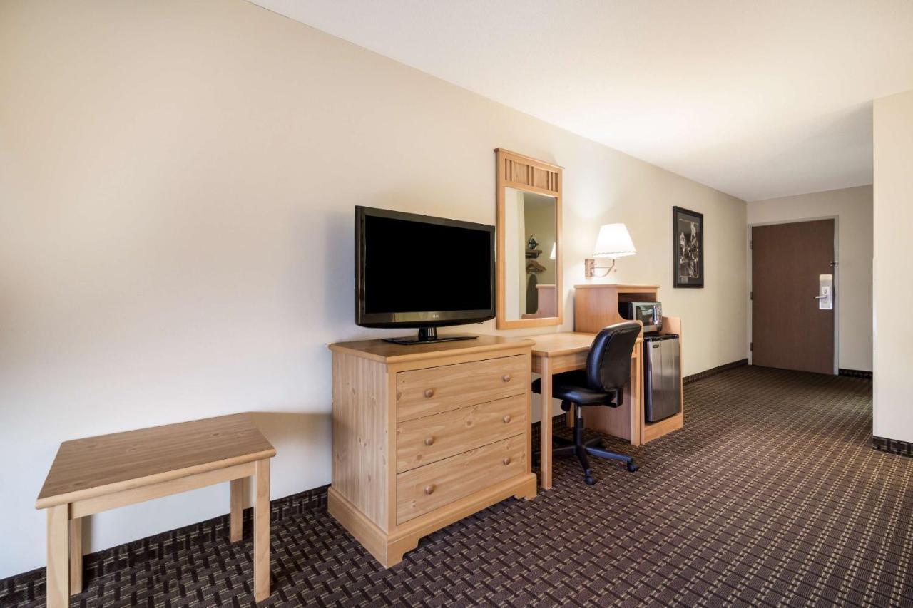 Best Western Golden Spike Inn & Suites Hill City Kültér fotó